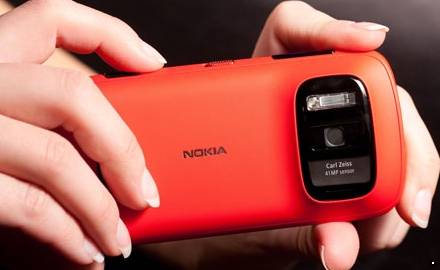 Nokia выпустит 41-мегапиксельный смартфон Lumia летом